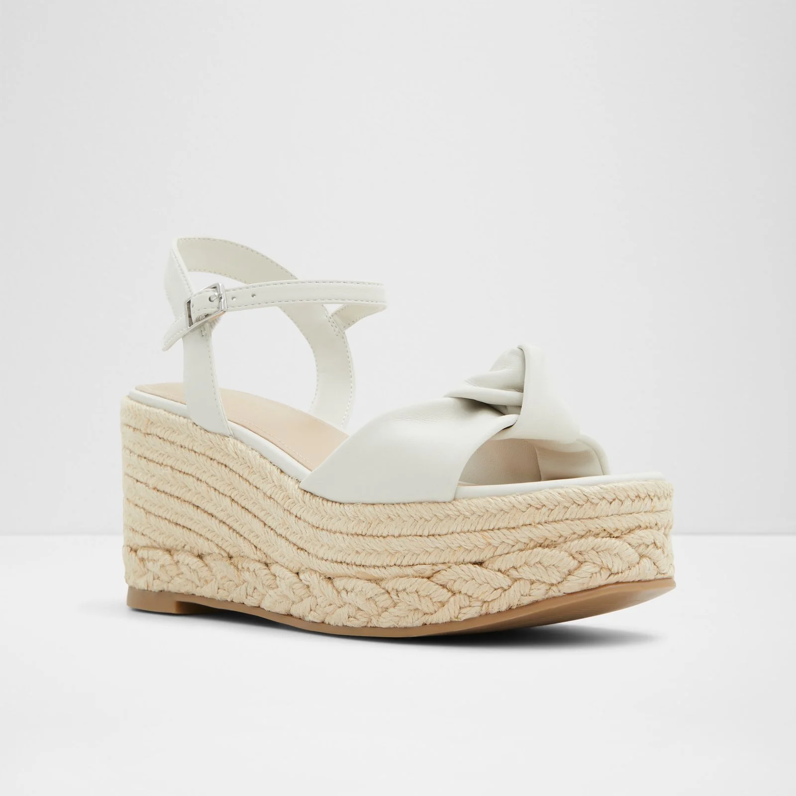 Annamarie - Image 5