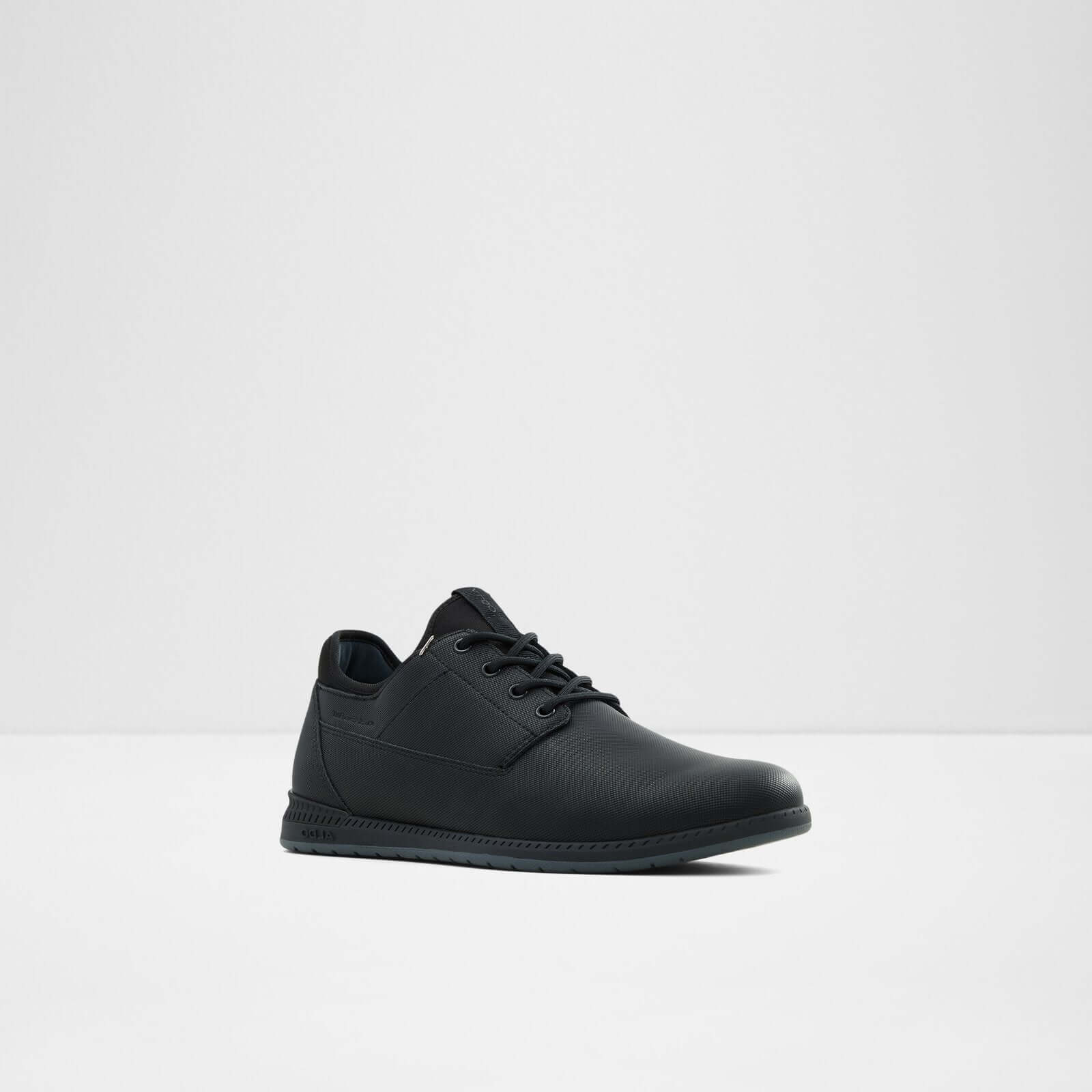 Bluffers - Image 5