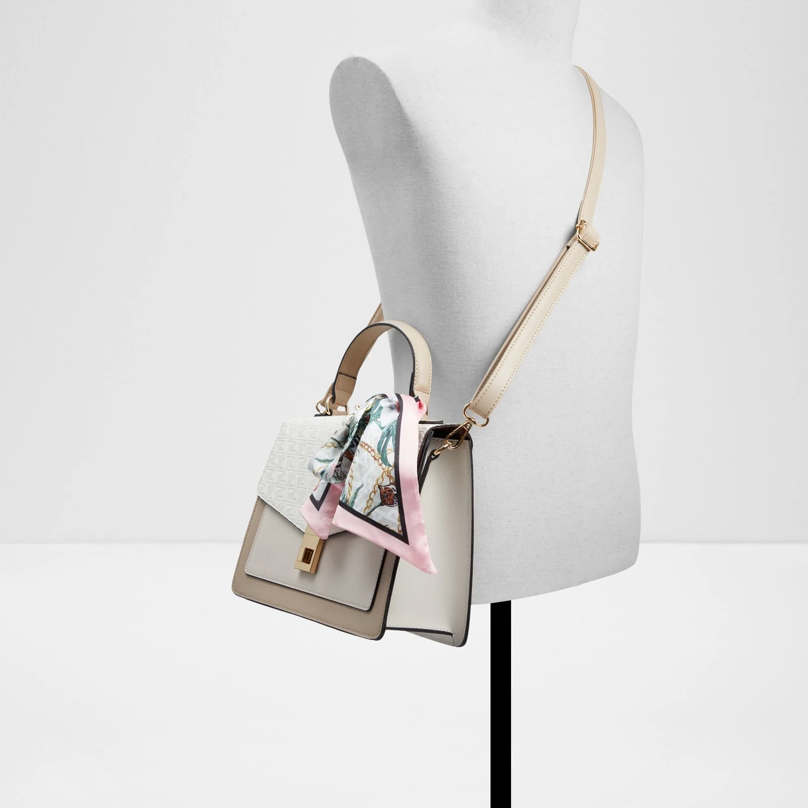 Cailla - Image 5