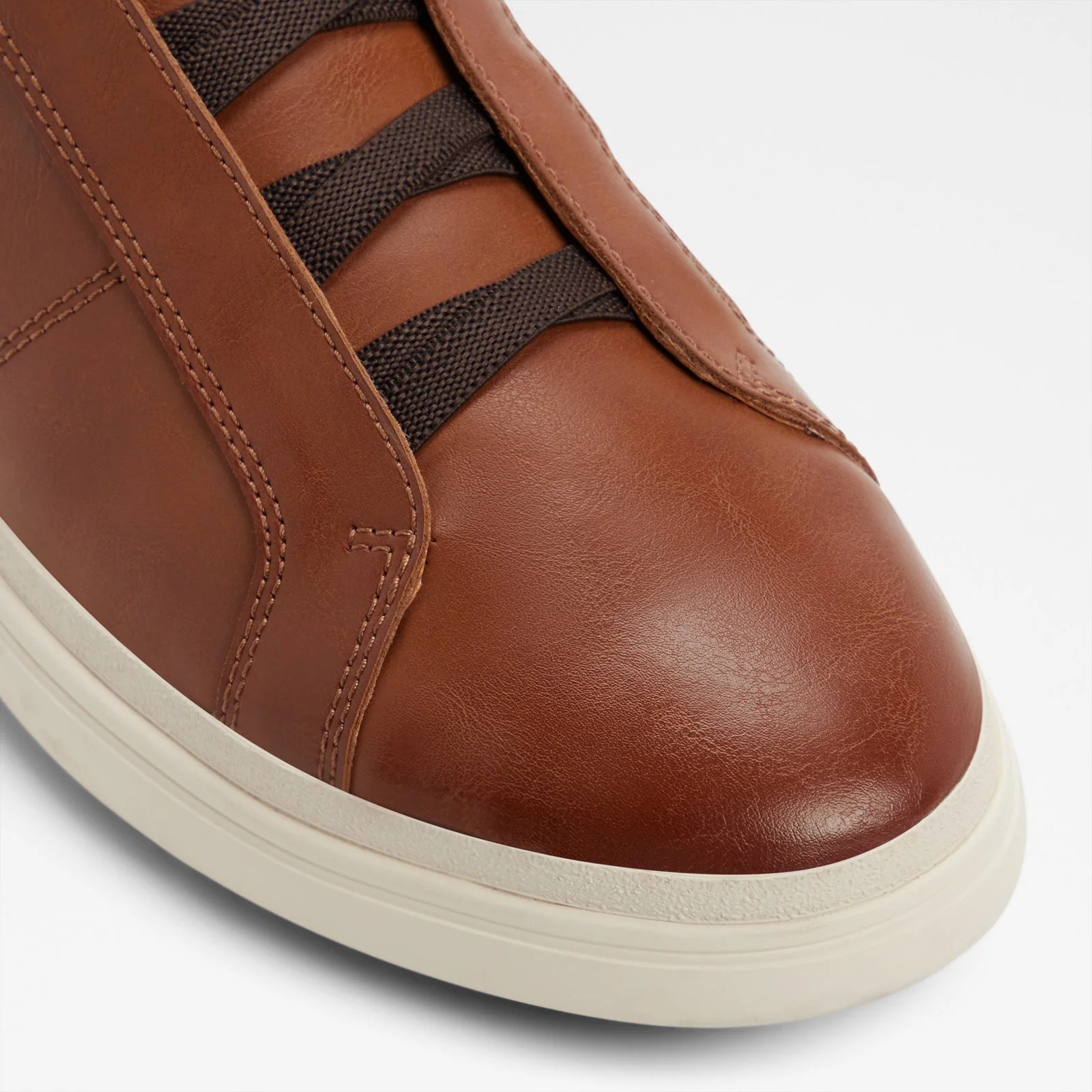 Carlson - Image 6