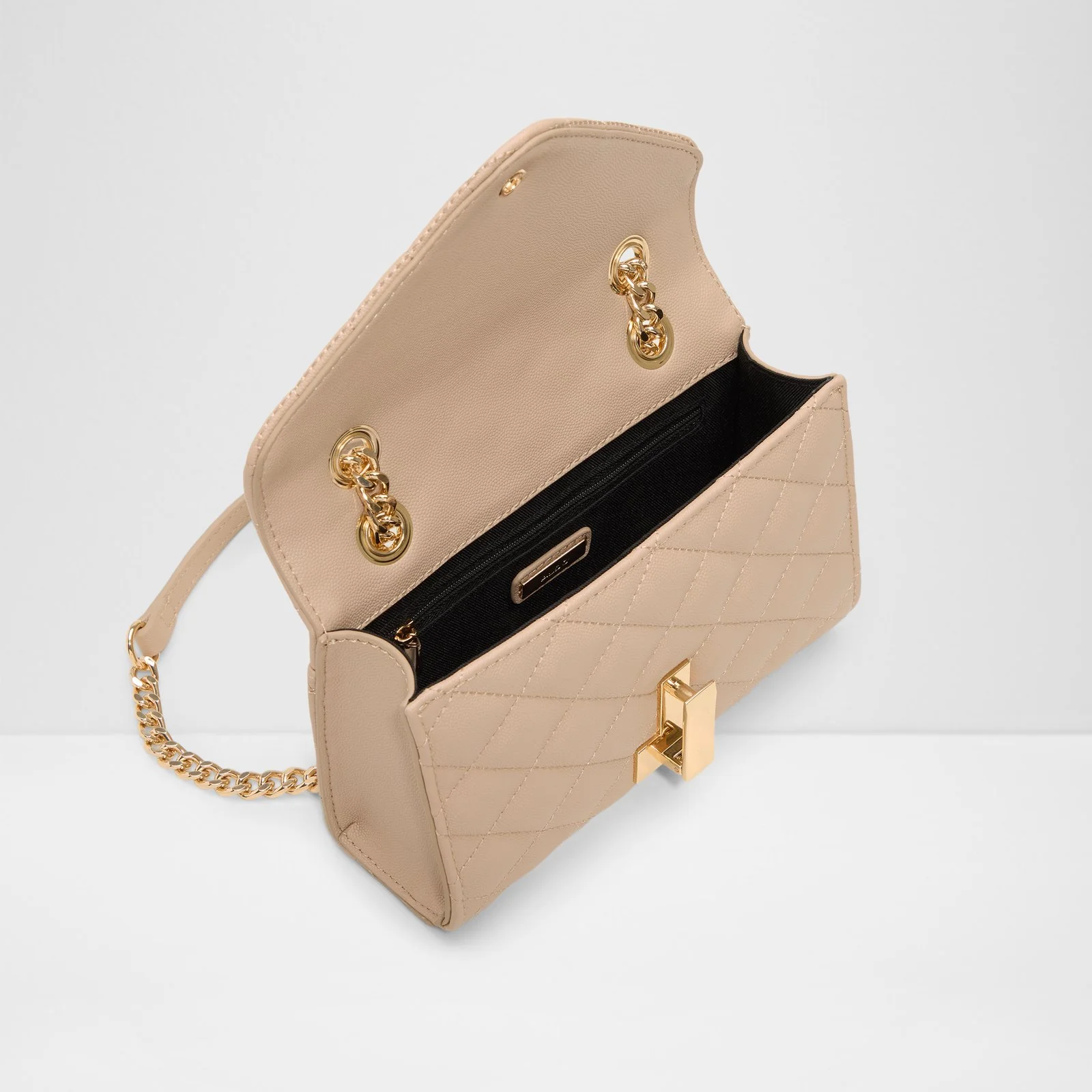 Chelsy - Image 4