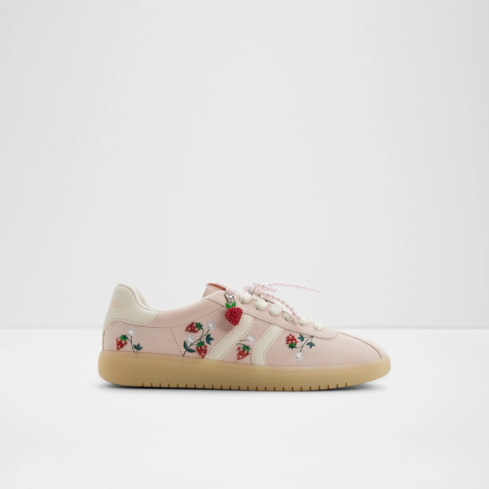 Chicsneaker - Image 2