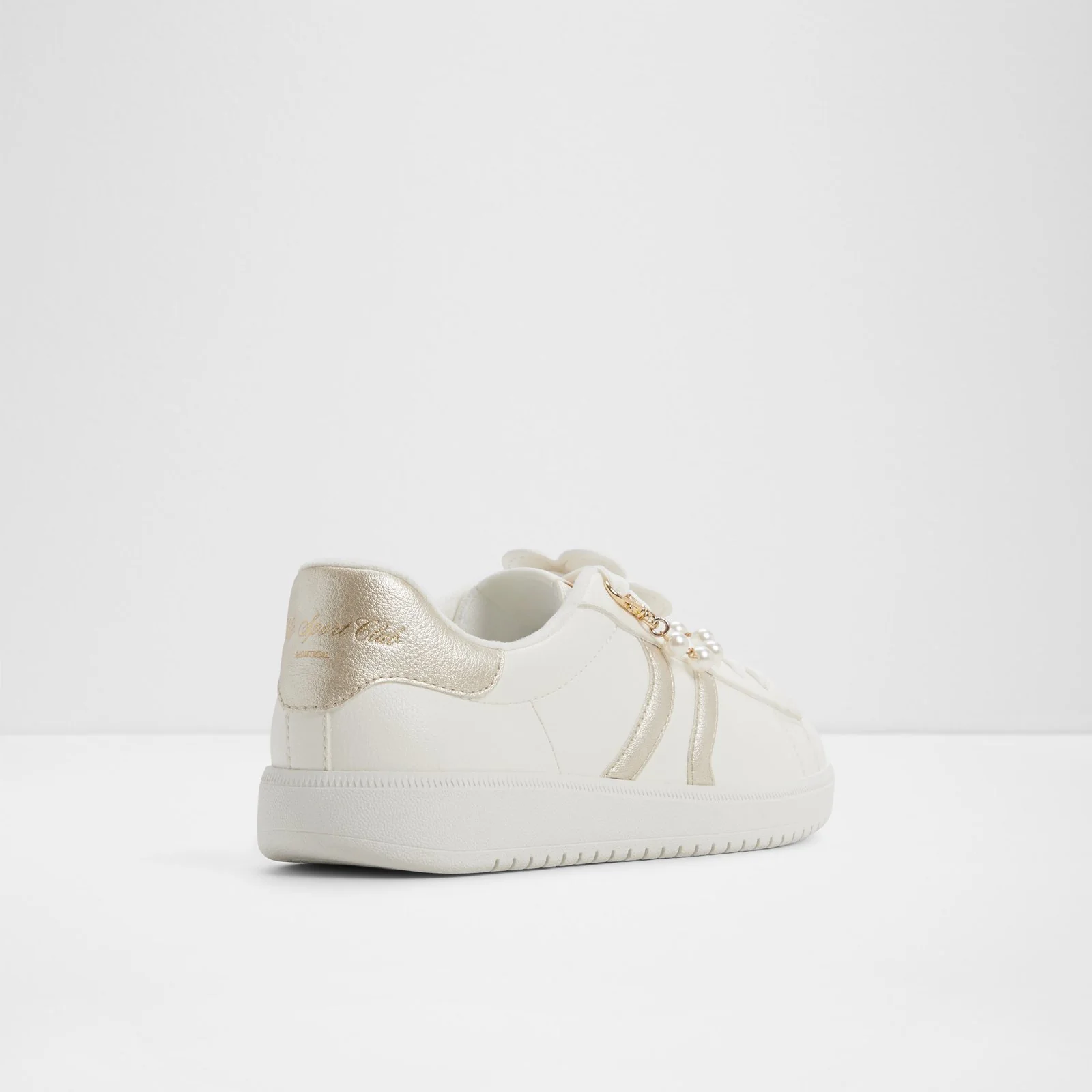 Chicsneaker2 - Image 3