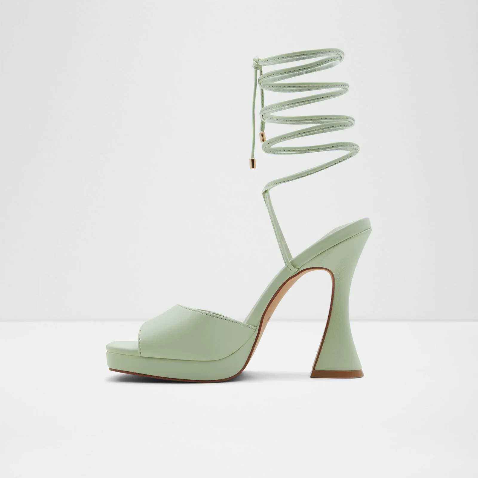 Daphnee - Image 4