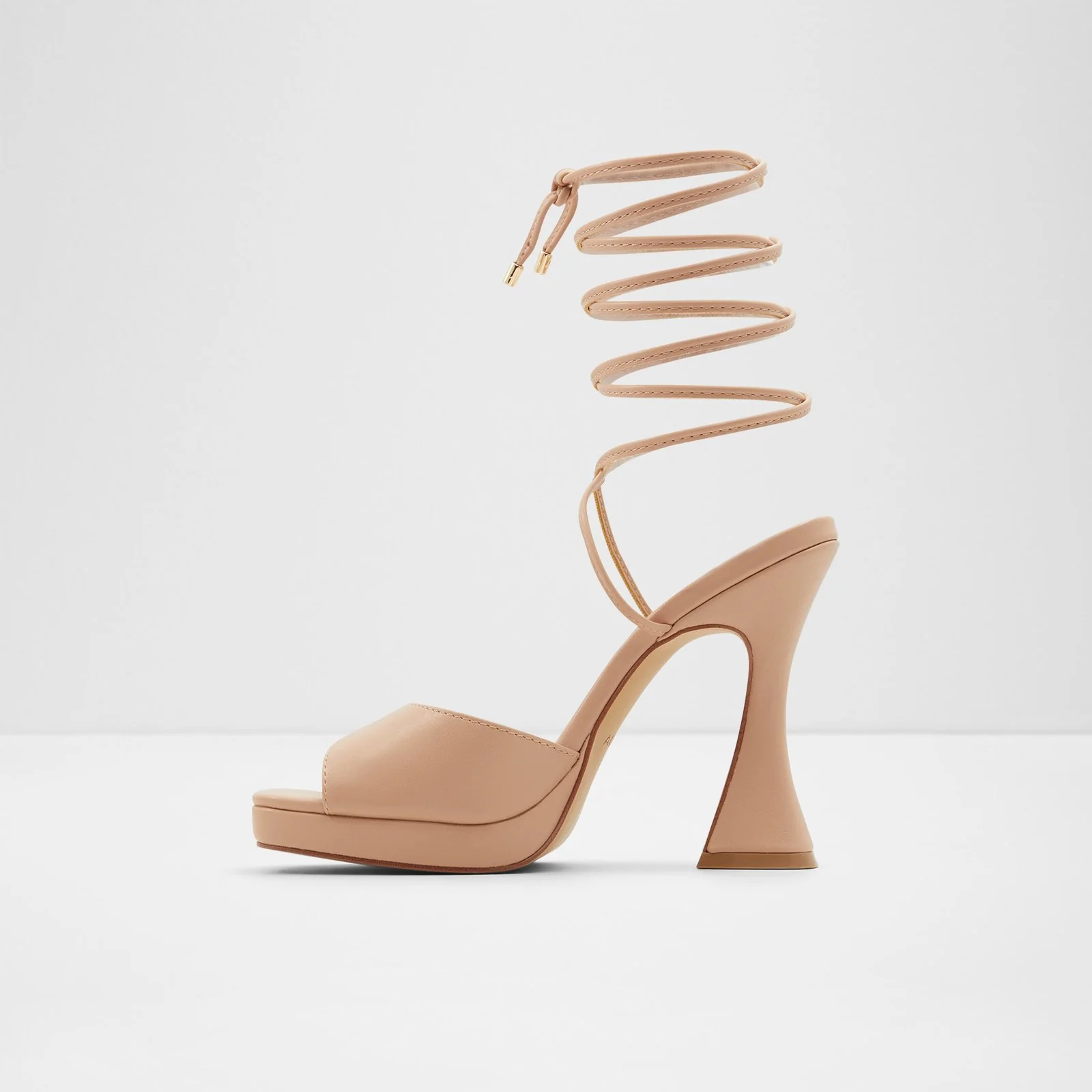 Daphnee - Image 4