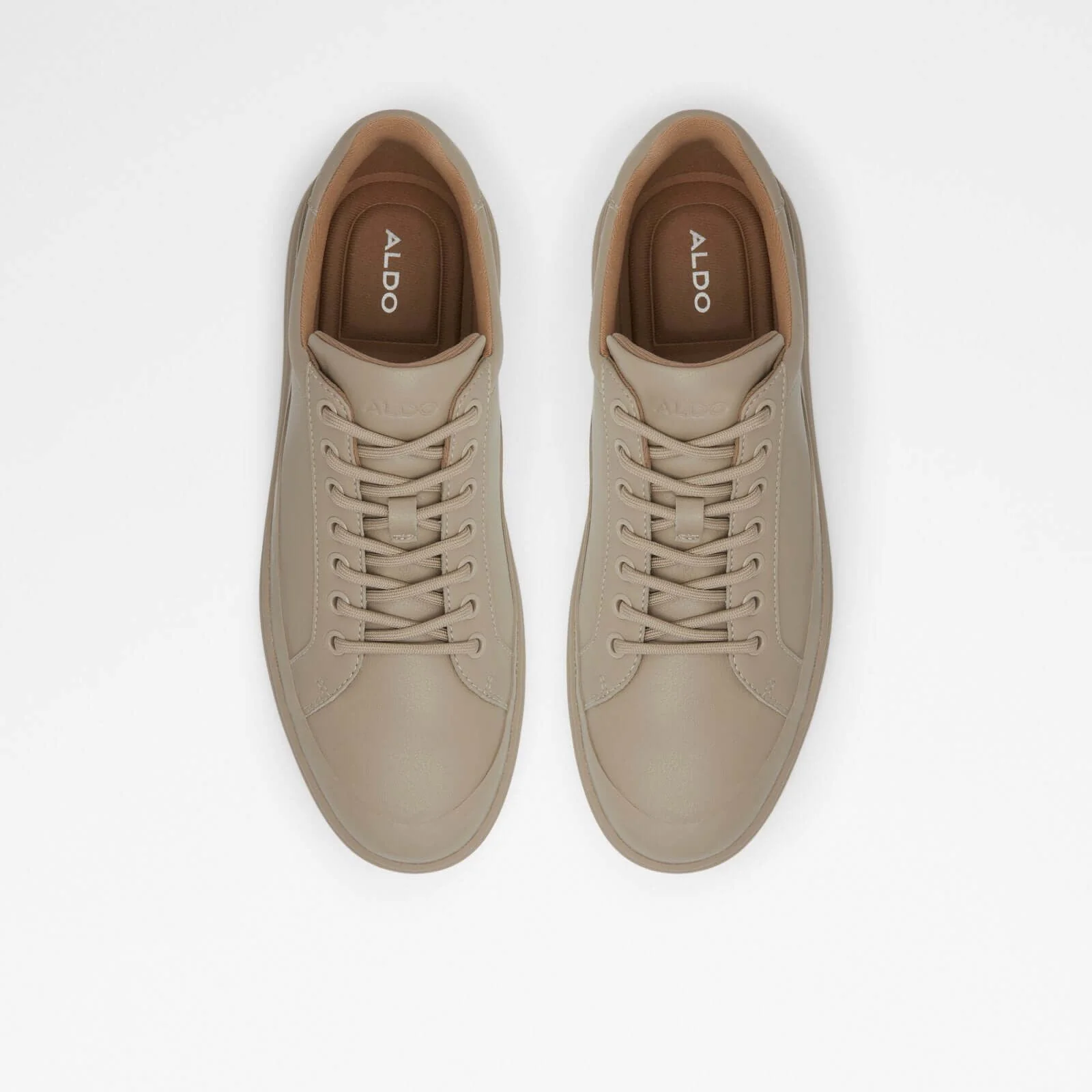Dereck - Image 7