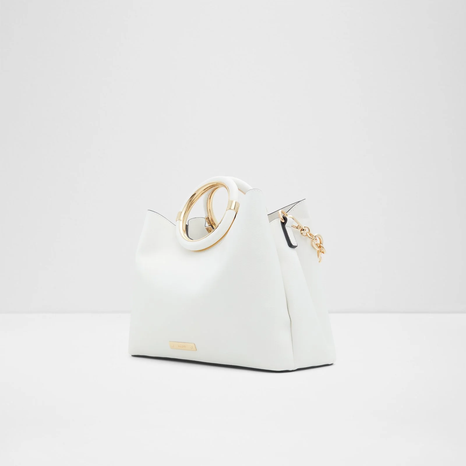 Dovie - Image 3