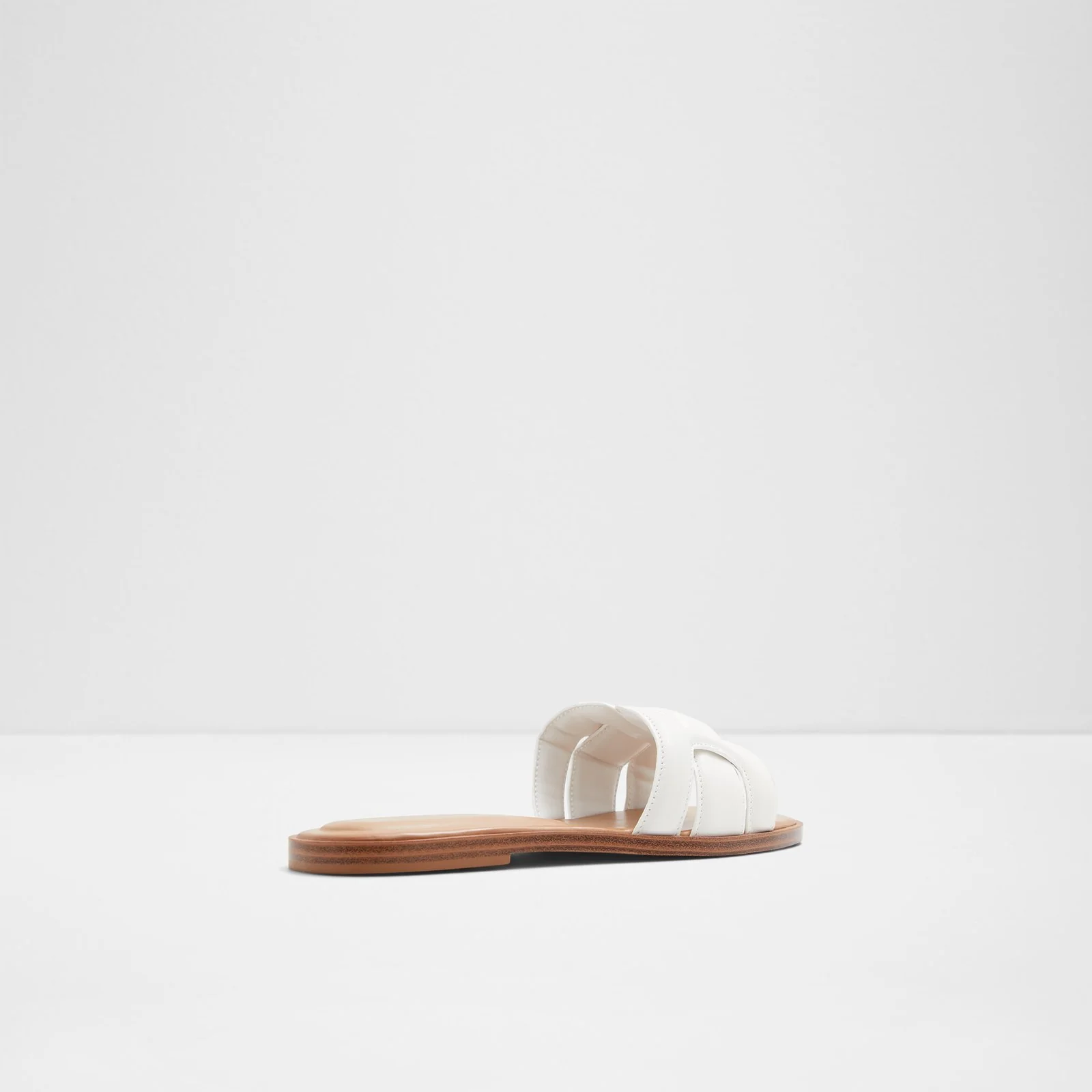 Elenaa - Image 4