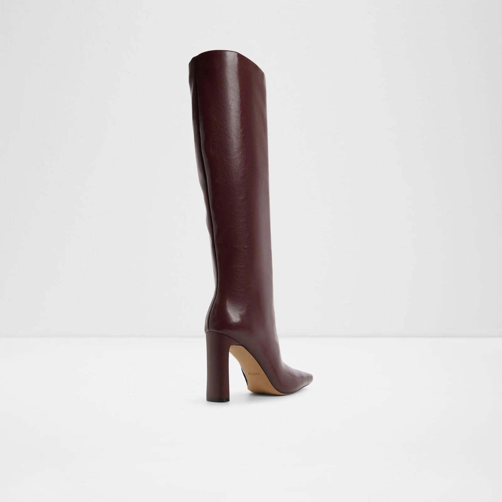 Elyne - Image 3