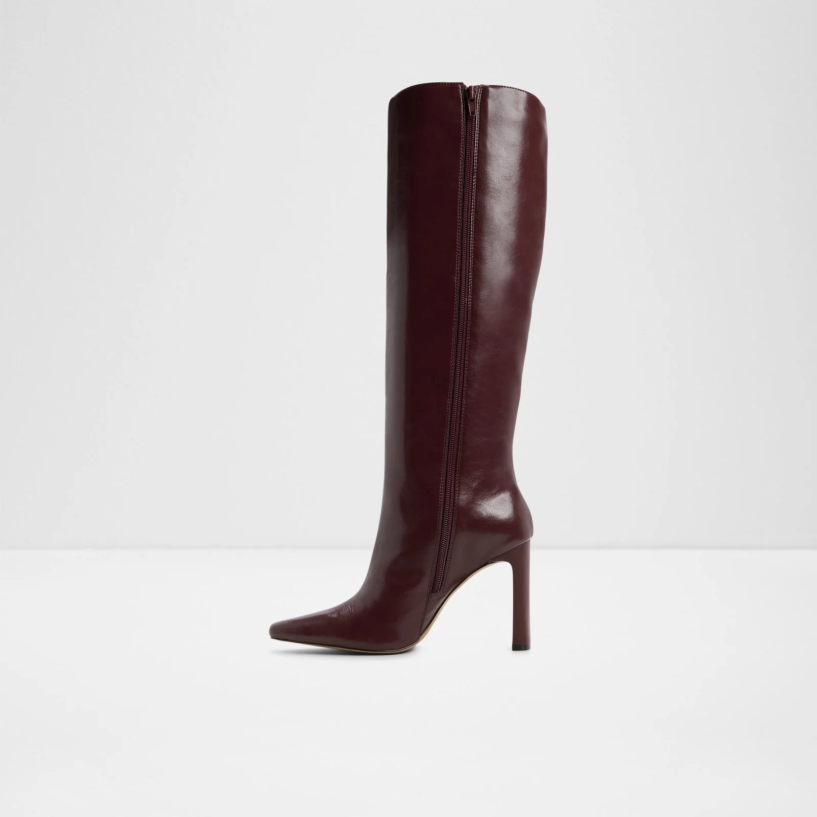 Elyne - Image 4