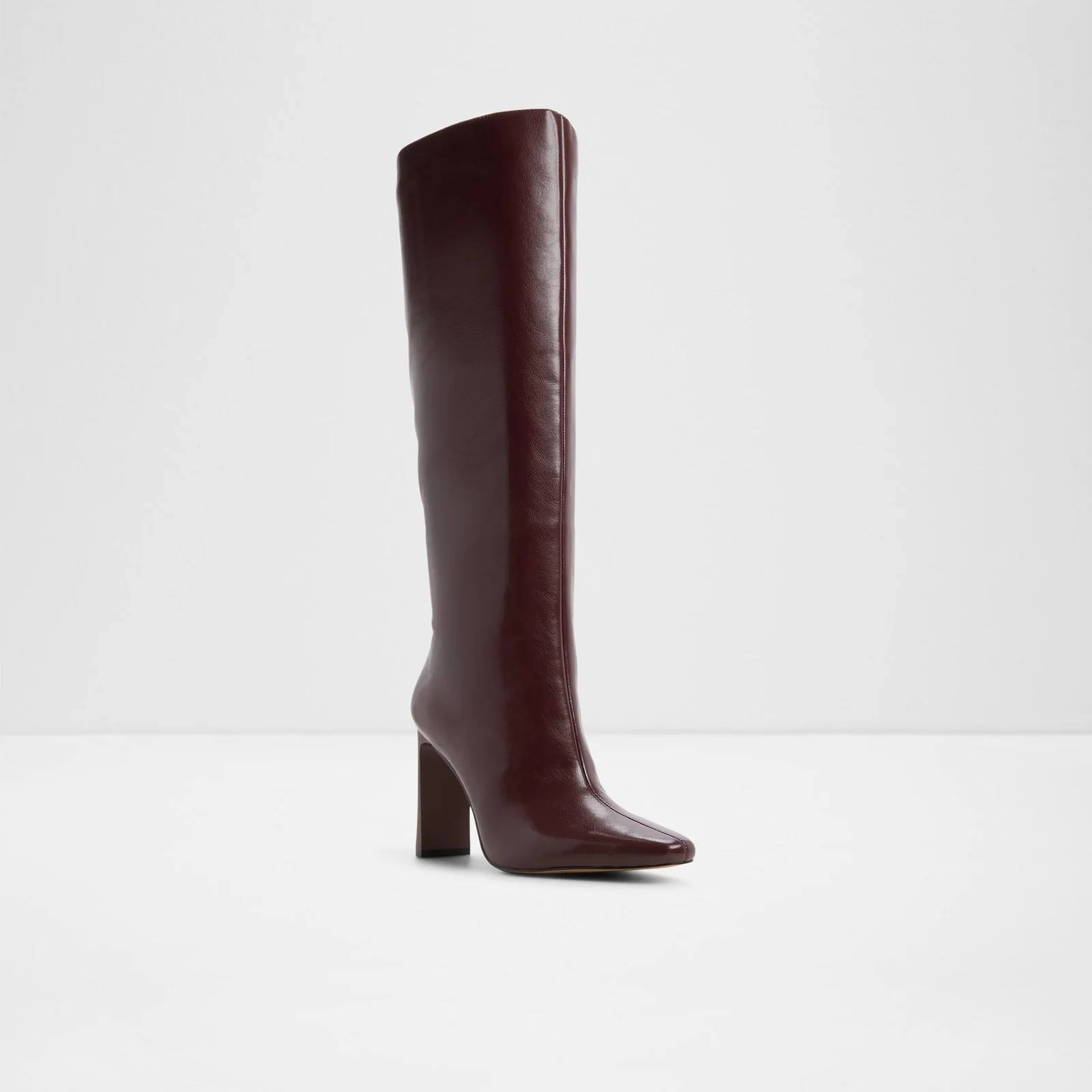 Elyne - Image 5