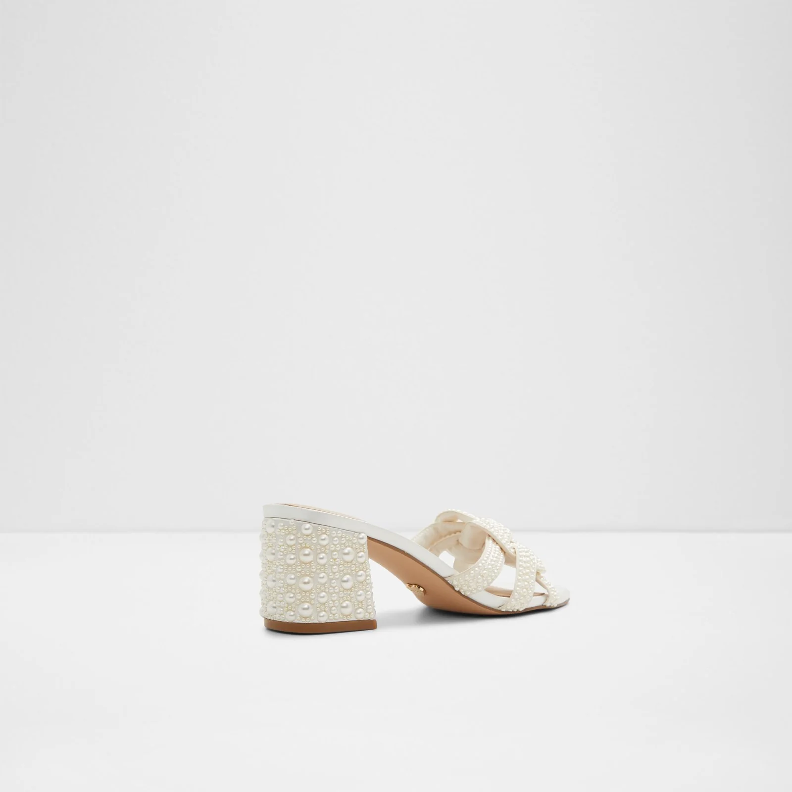 Grandly - Image 3