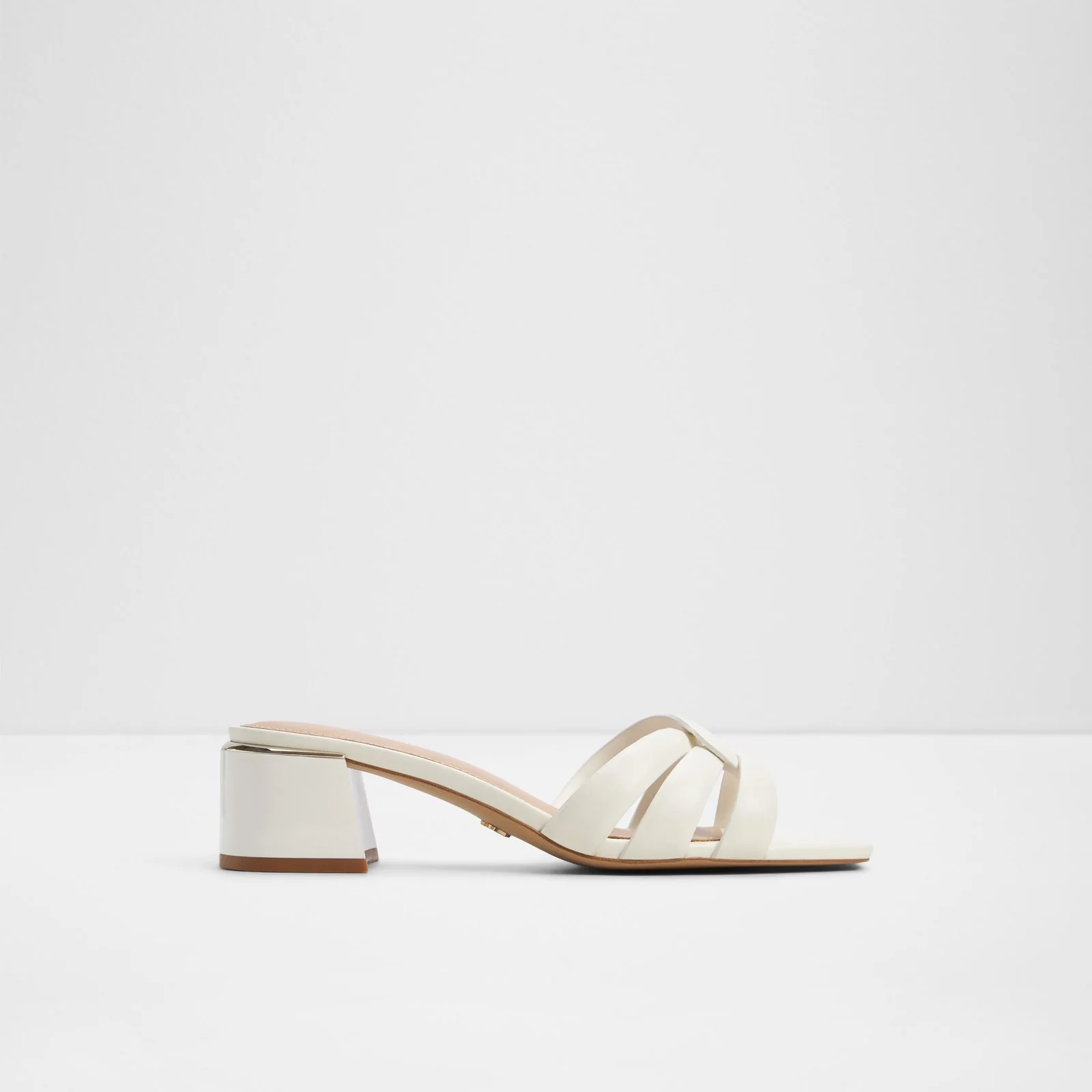 Hanne - Image 2