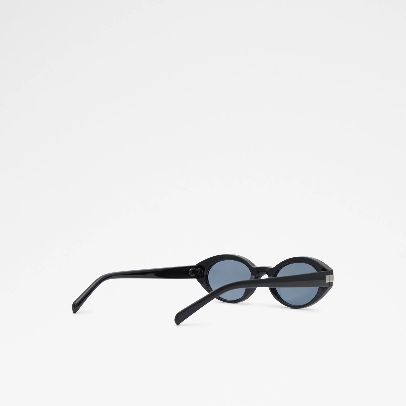Hepburn - Image 4