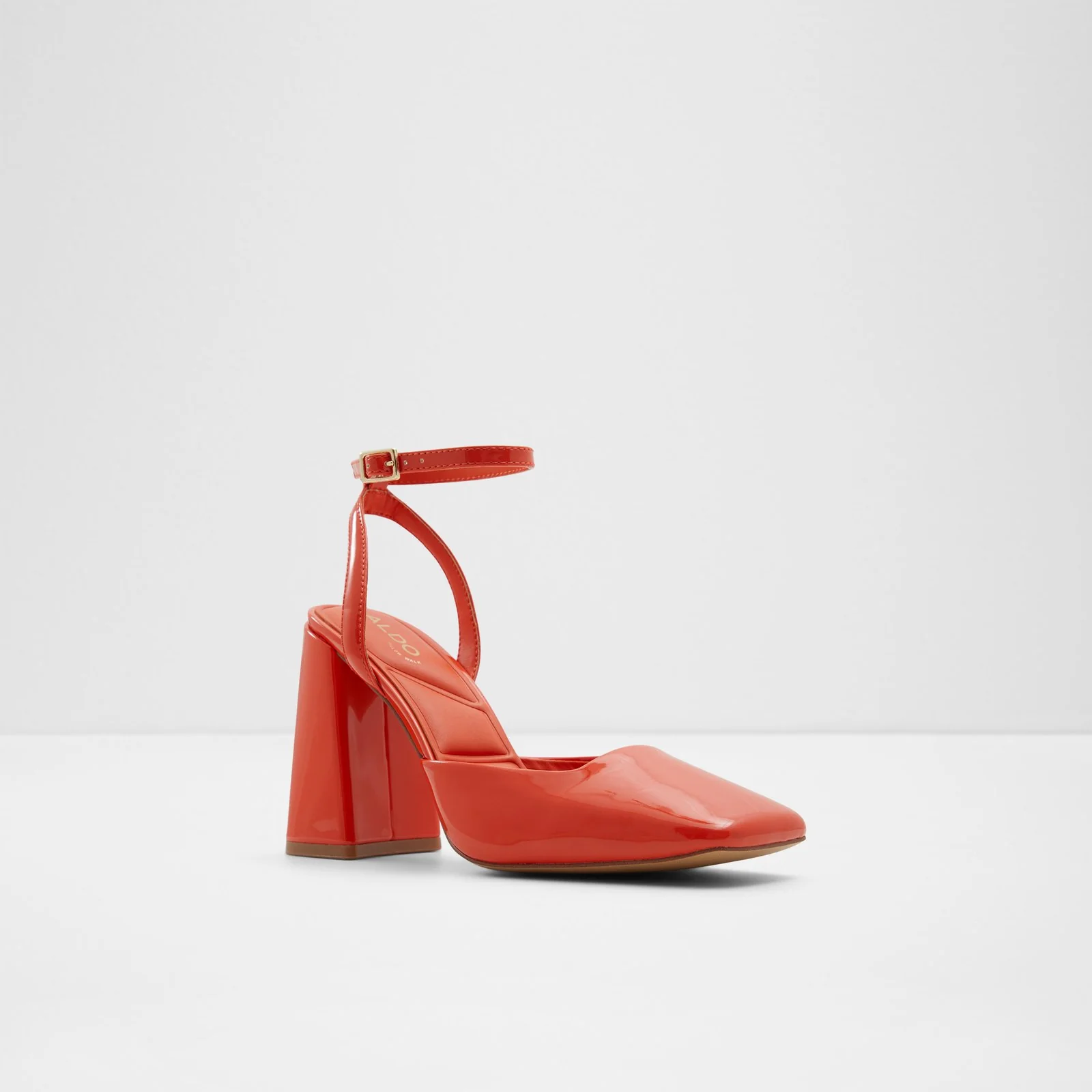 Ingenue - Image 5
