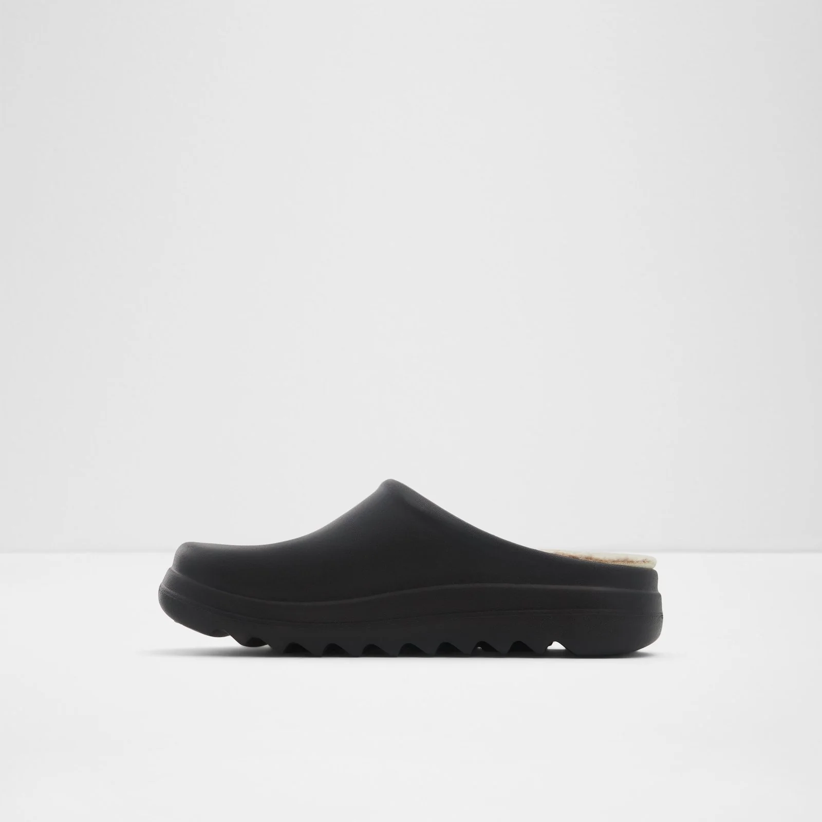 Inout - Image 4