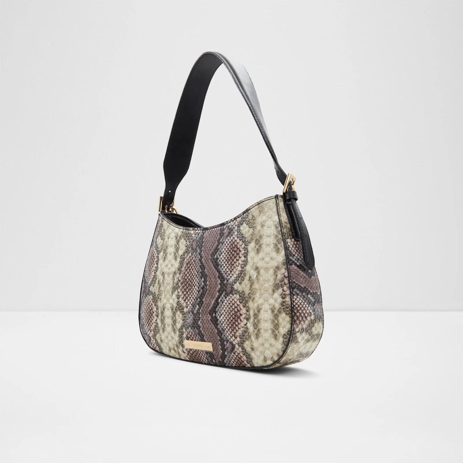 Invicta - Image 3