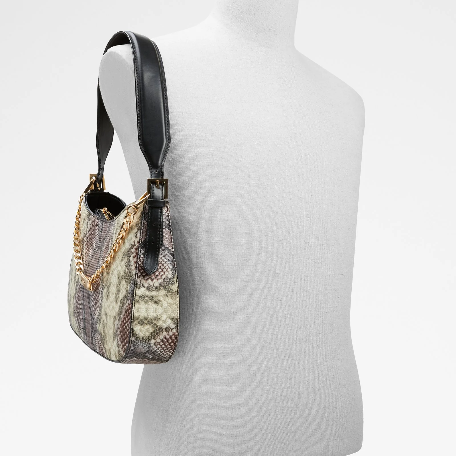 Invicta - Image 5