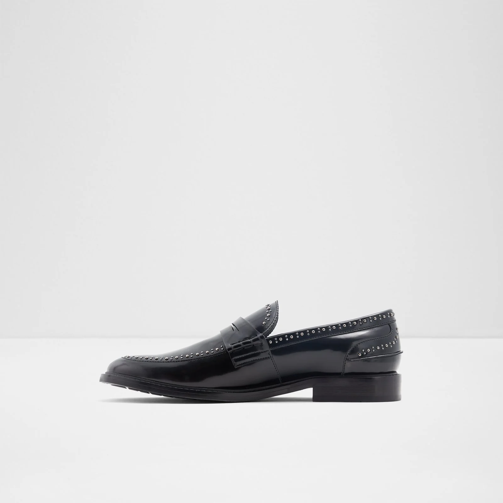 Izzies - Image 4