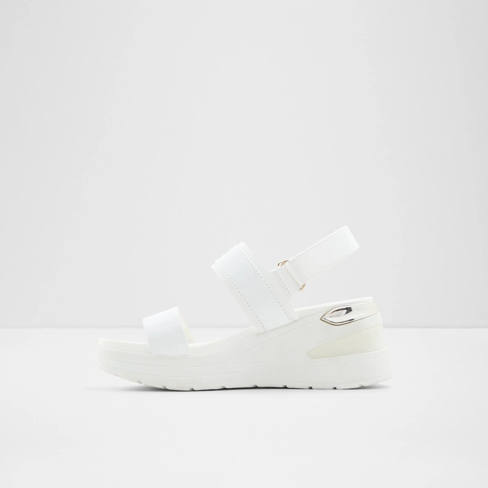 Jennerena - Image 4