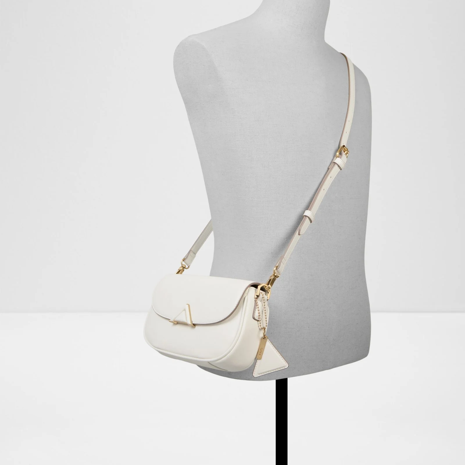 Luxeshoulder - Image 5