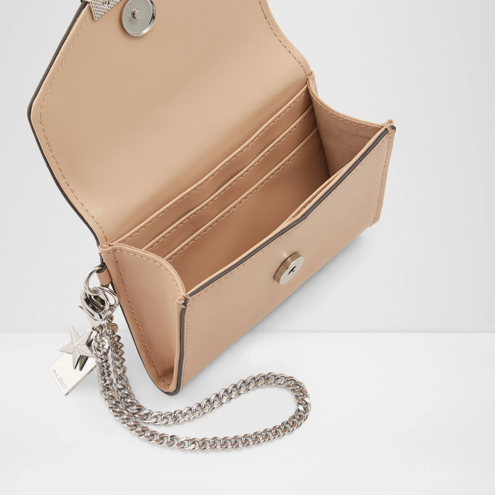 Pernilla - Image 3