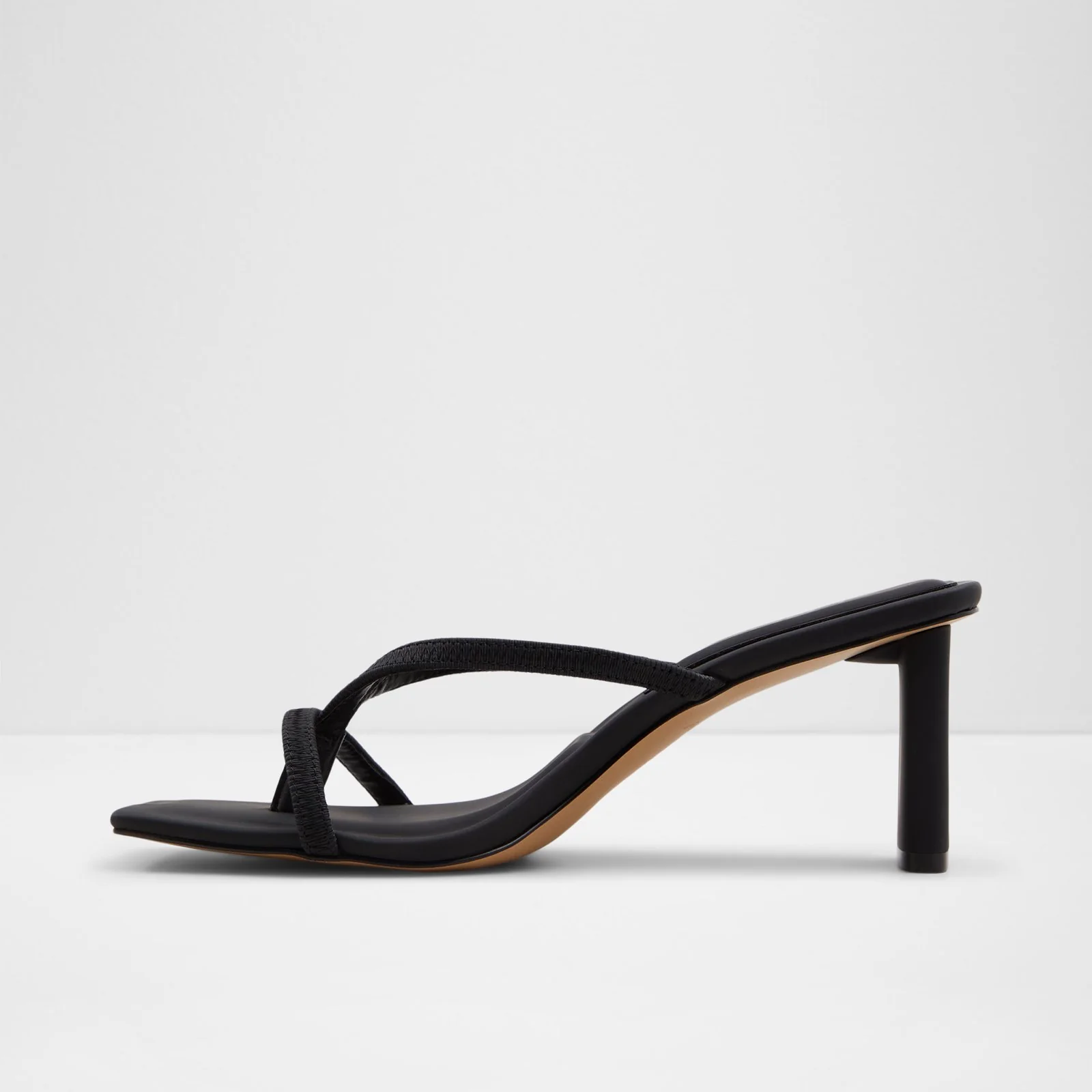 Sanne - Image 4