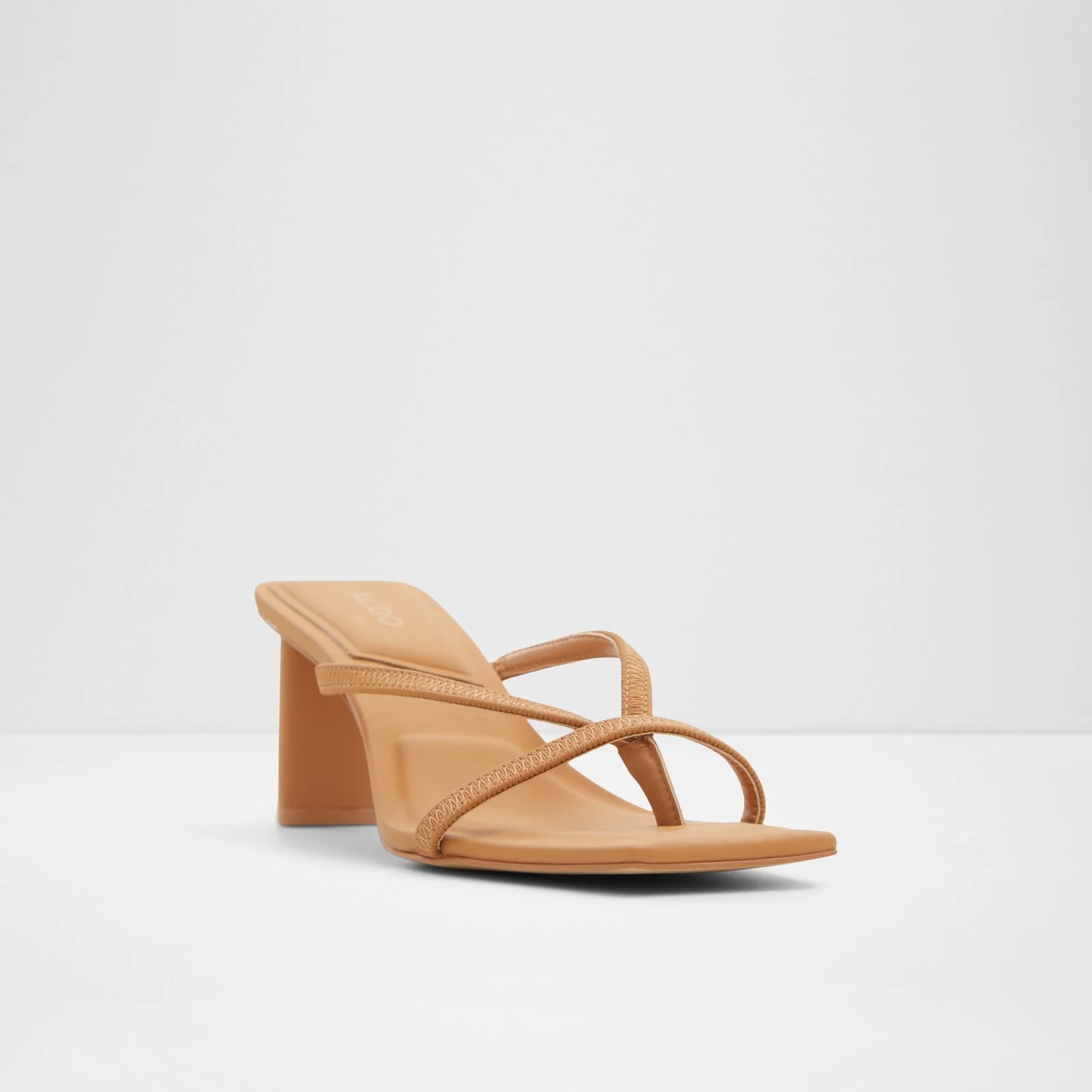 Sanne - Image 5