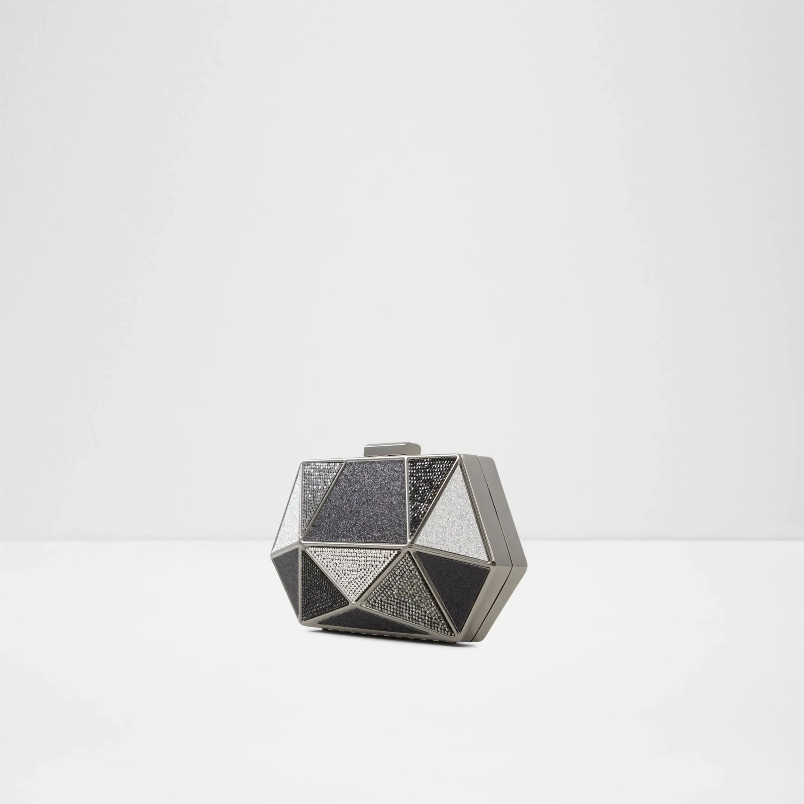Santley - Image 3