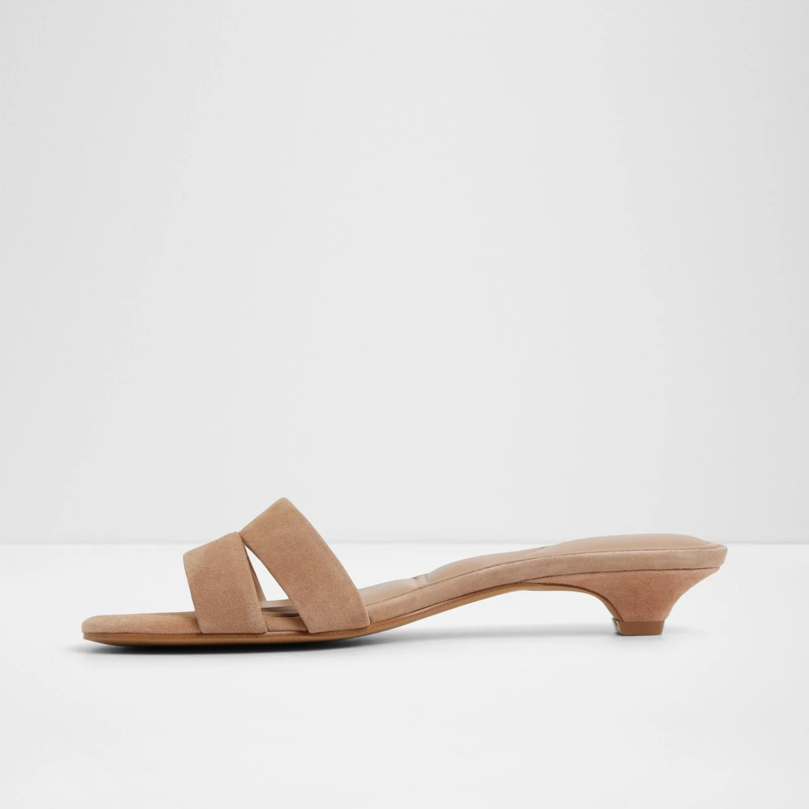 Scarletta - Image 4