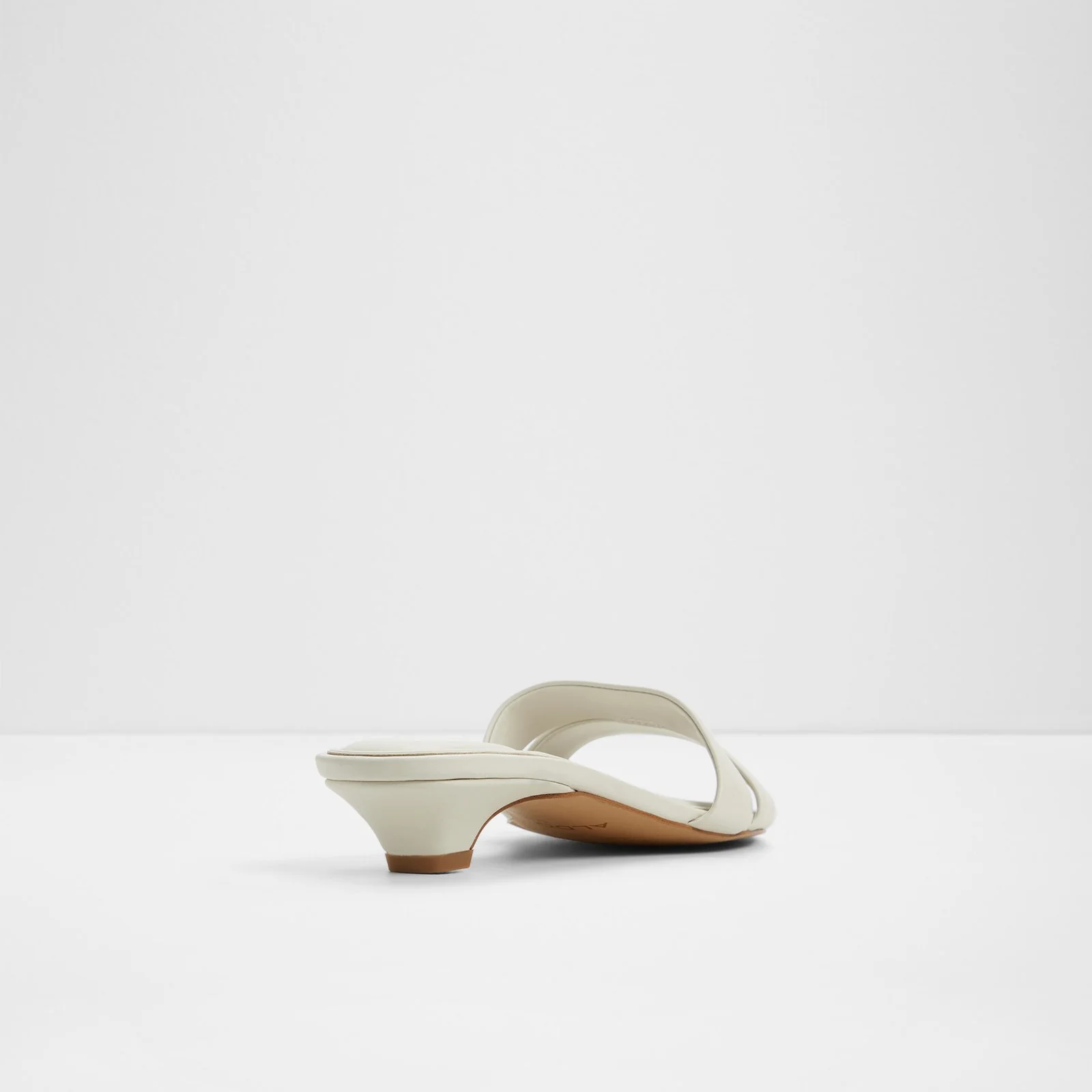 Scarletta - Image 3