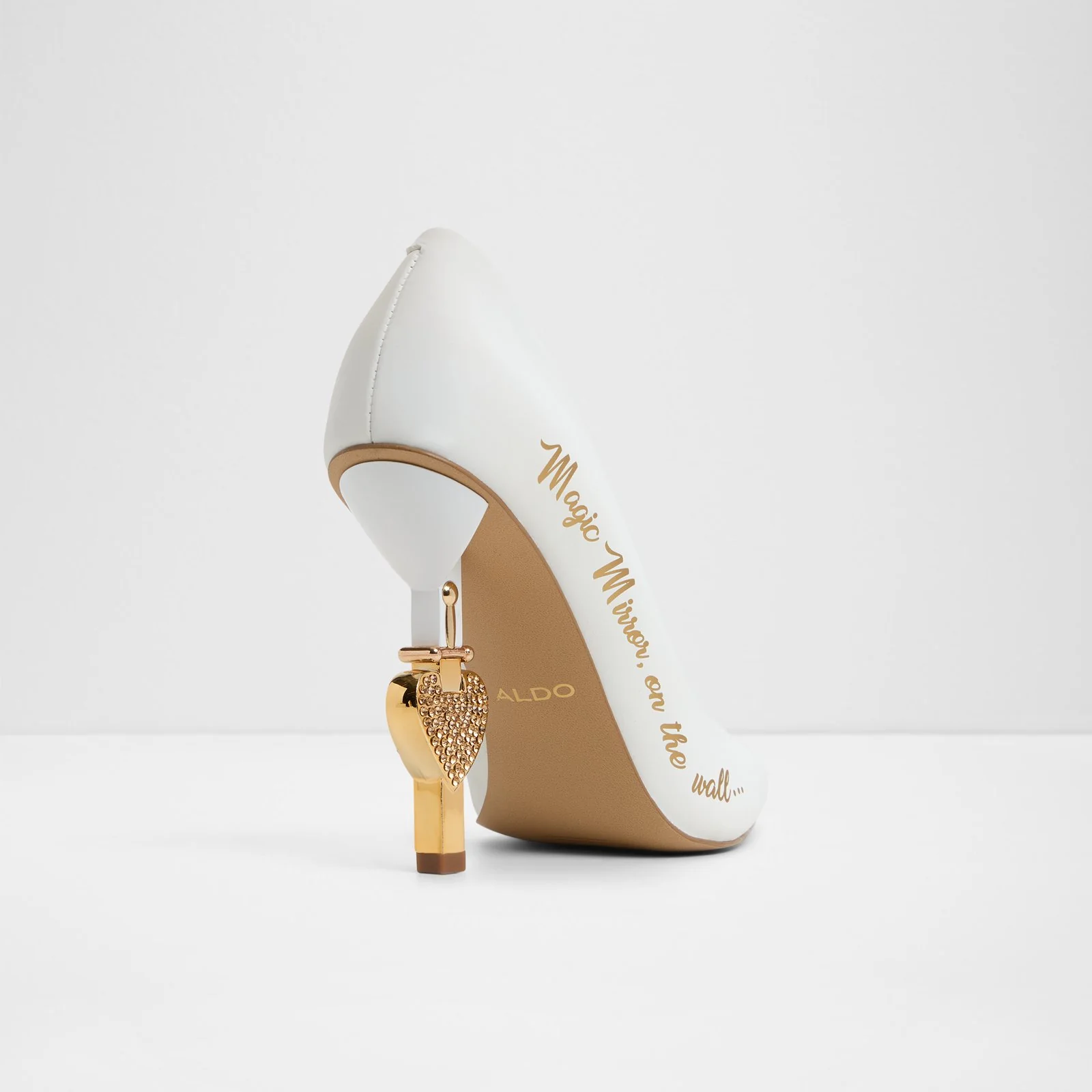 Snowwhiteheel - Image 3